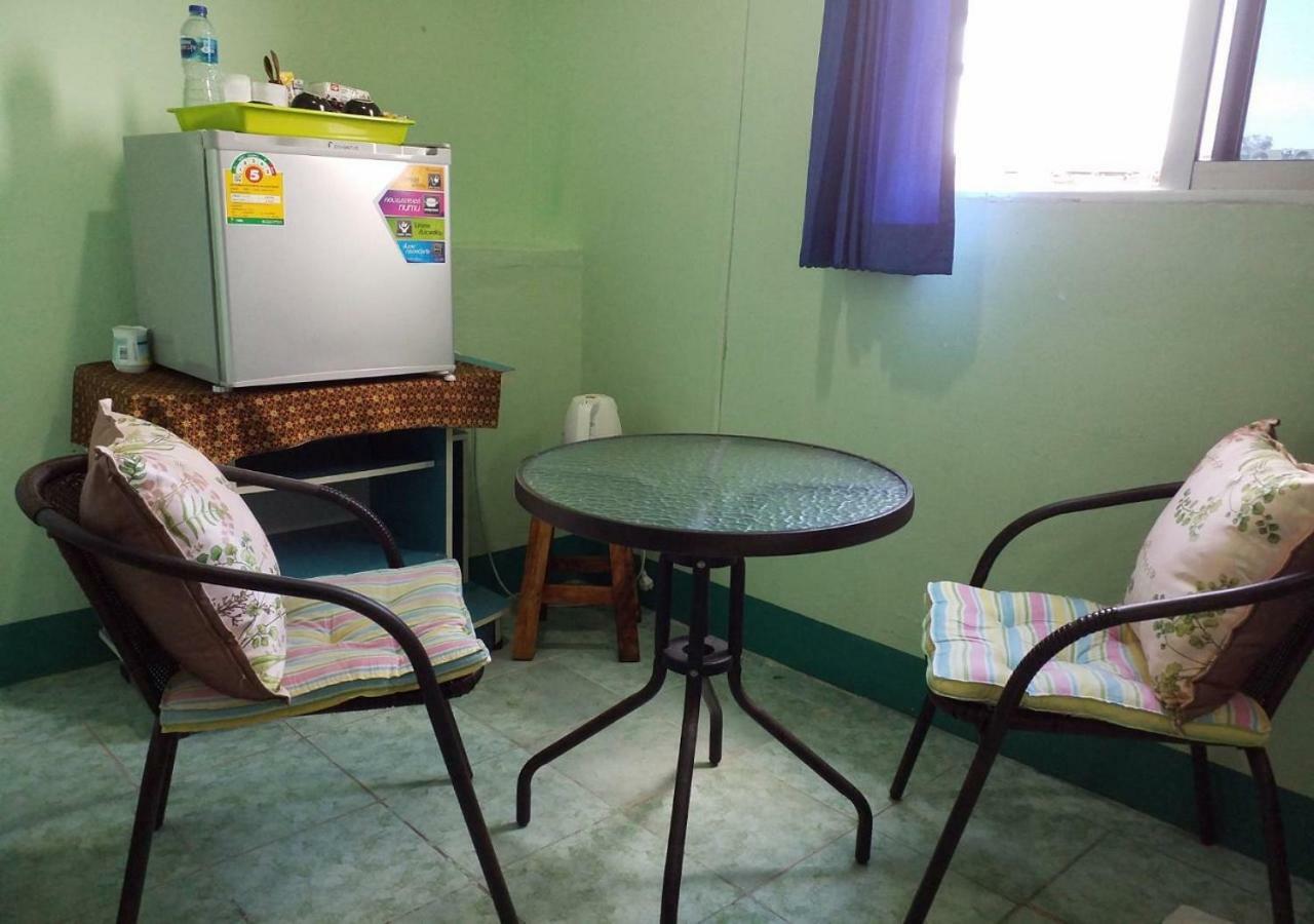 Rung Tawan Hostel Plage de Kata Extérieur photo
